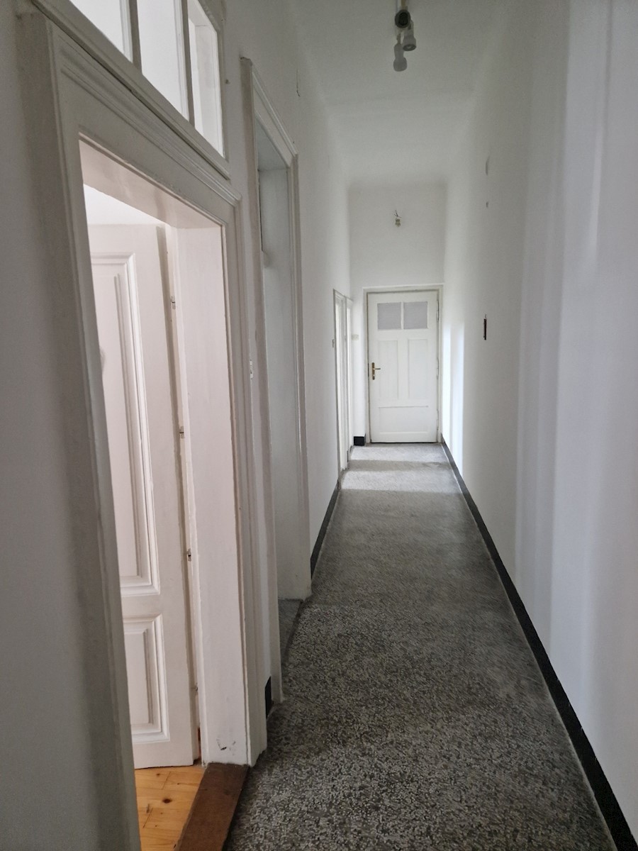 Appartement À vendre - OSJEČKO-BARANJSKA OSIJEK