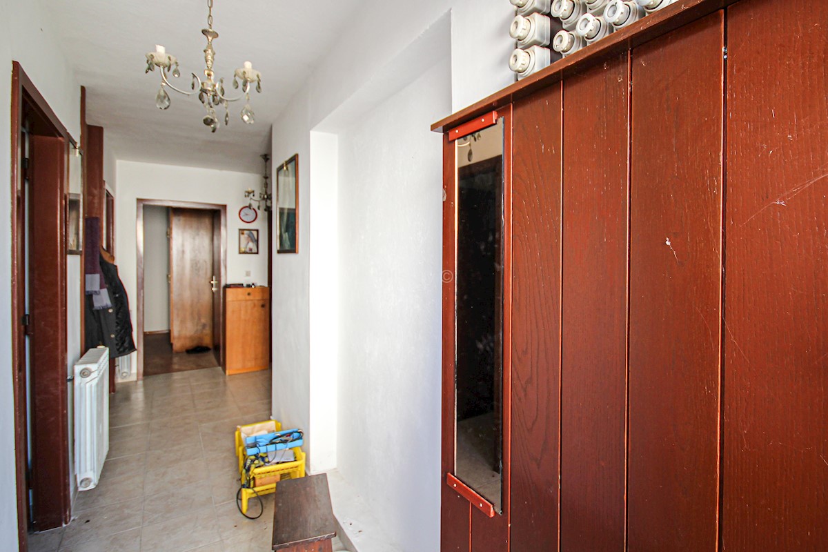 Casa In vendita - SPLITSKO-DALMATINSKA SPLIT