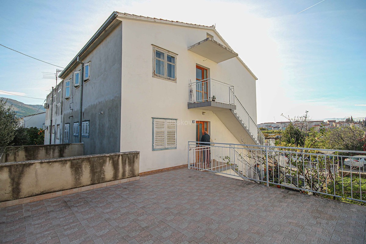 Casa In vendita - SPLITSKO-DALMATINSKA SPLIT