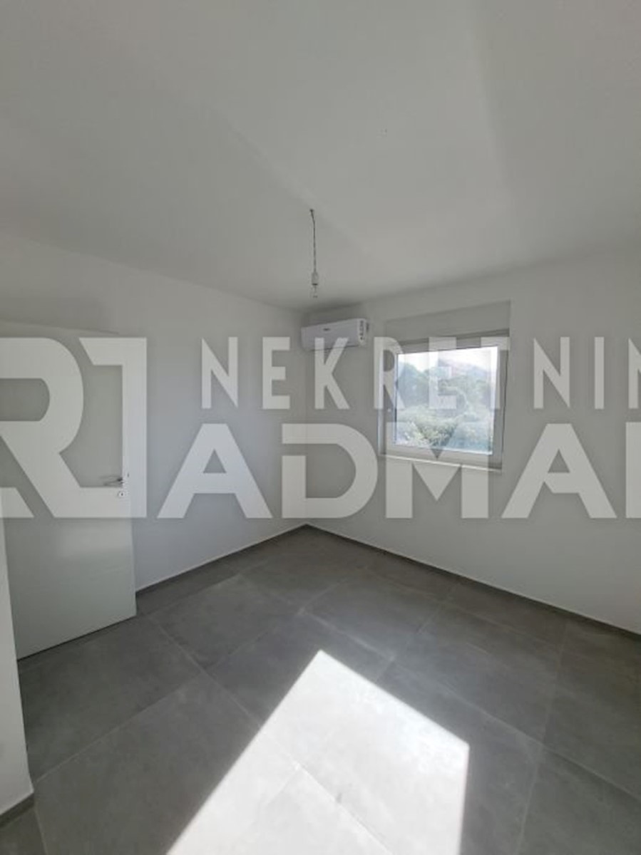 Flat For sale - SPLITSKO-DALMATINSKA ČIOVO