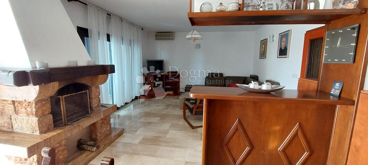 Apartment Zu verkaufen - PRIMORSKO-GORANSKA KRK