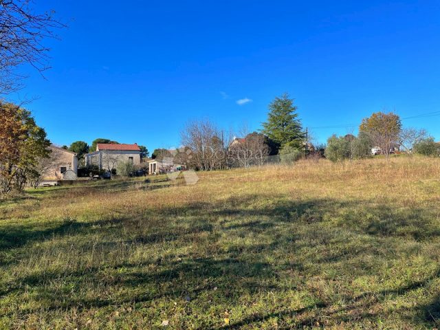 Land for sale – Višnjan