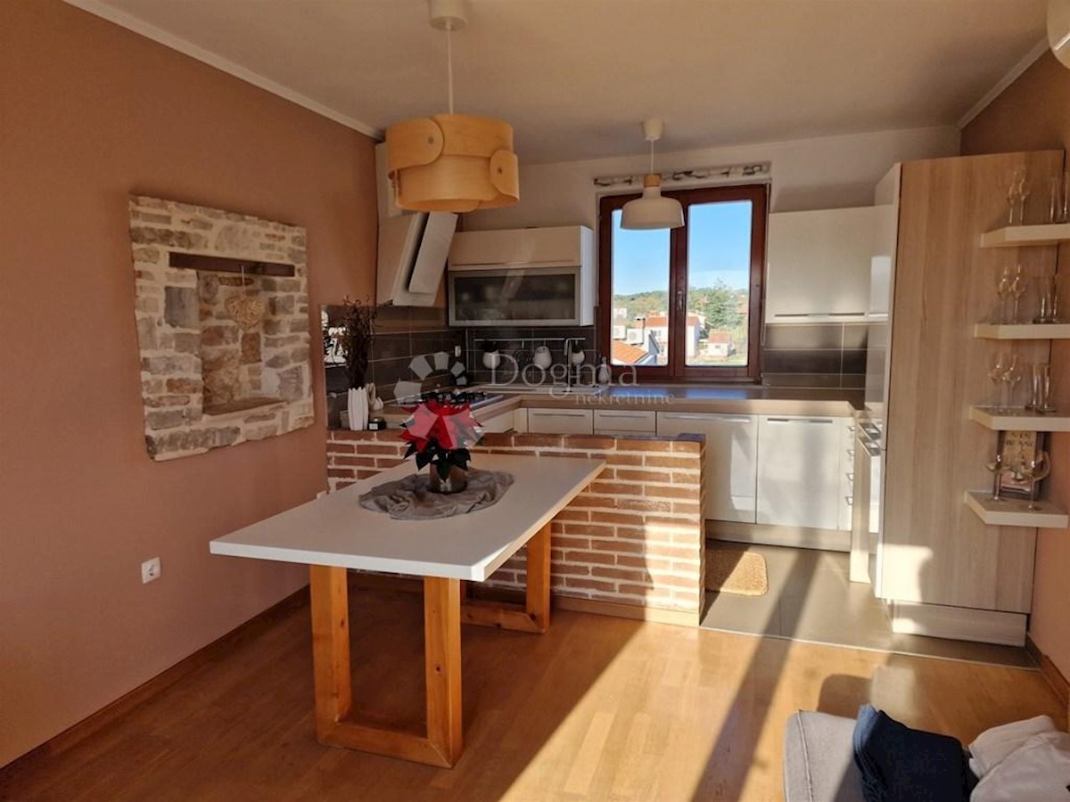 Flat For sale PULA