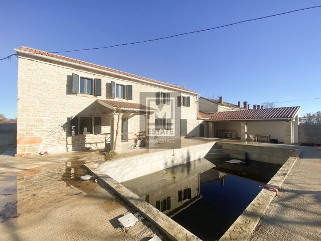 Casa in vendita 190 m² – Žminj