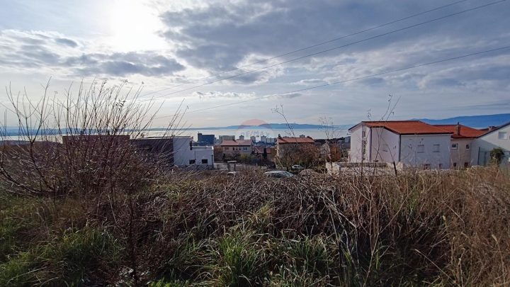 Działka na sprzedaż 620 m² – Trsat