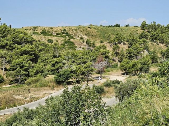 Grundstück zu verkaufen 4669 m² – Tučepi