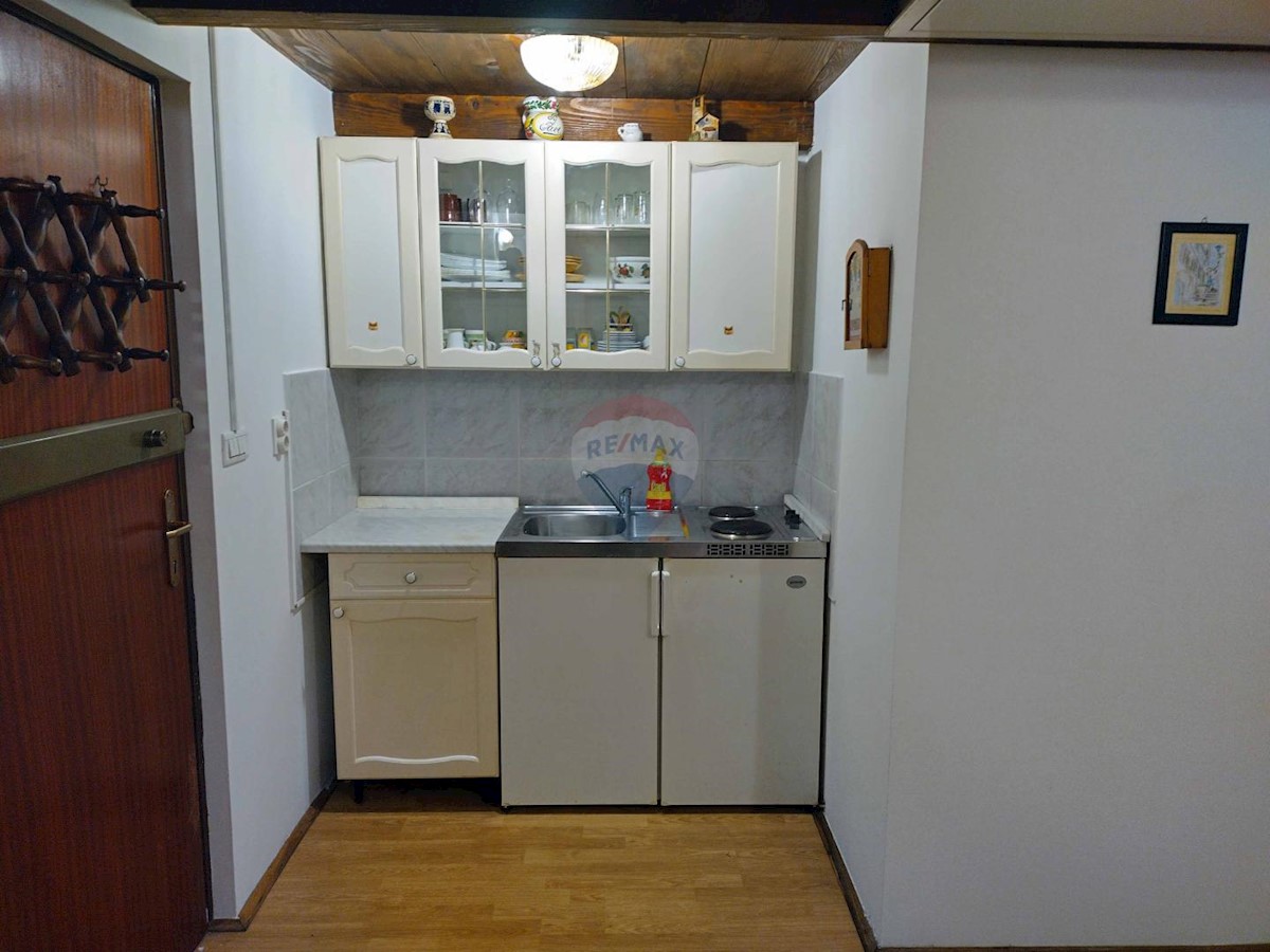 Flat For sale POBRI