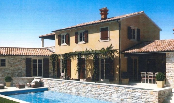 Casa in vendita 240 m² – Tinjan