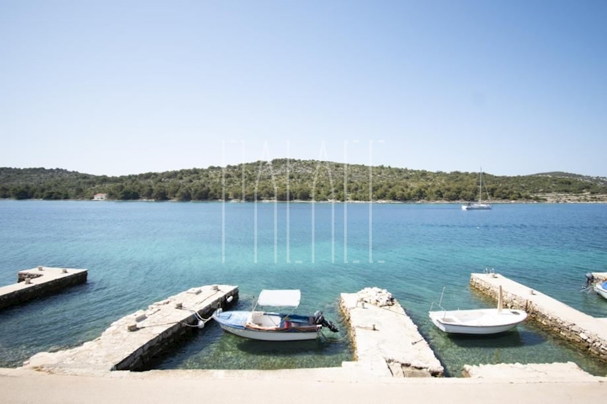 Kuća Na prodaju - ŠIBENSKO-KNINSKA ŠIBENIK