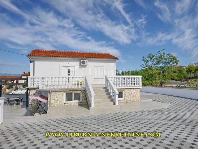 Maison À vendre - Primorsko-goranska Krk - foto 2/9