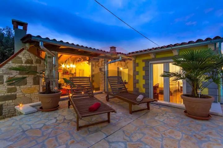 Casa in vendita 175 m² – Pula