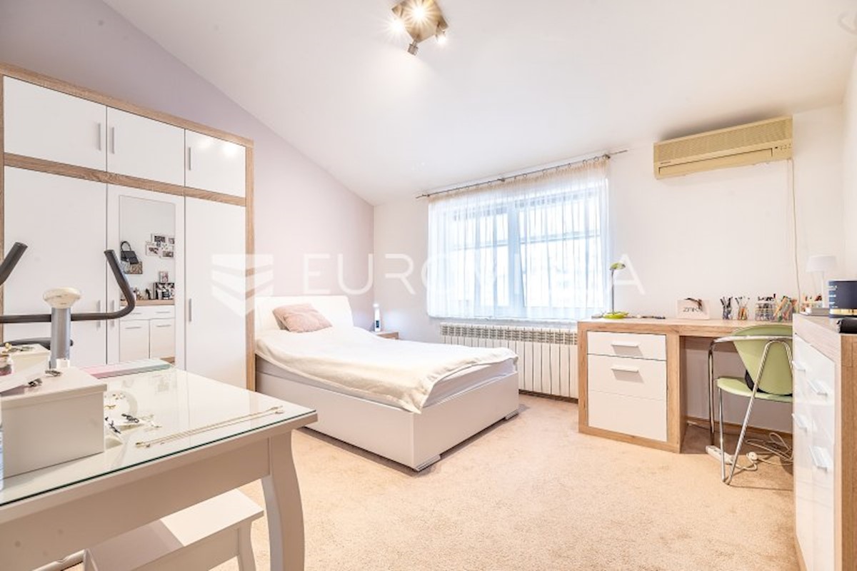 Apartmán Na predaj - GRAD ZAGREB ZAGREB