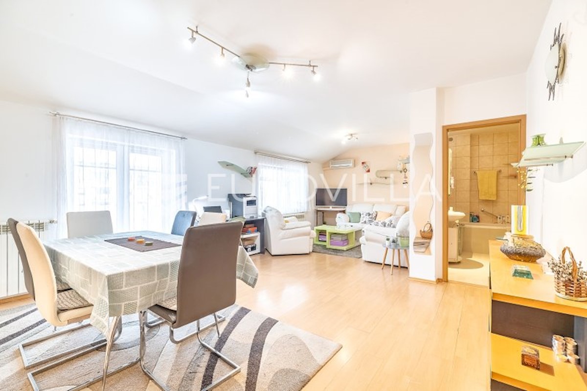 Apartmán Na predaj - GRAD ZAGREB ZAGREB