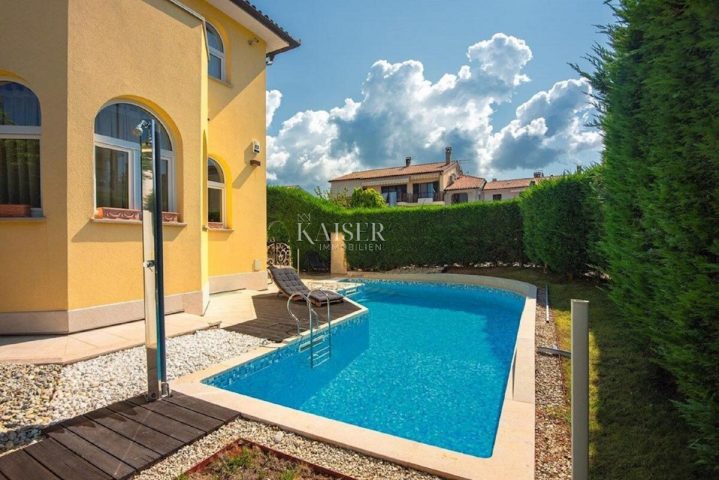 Casa in vendita 350 m² – Pula