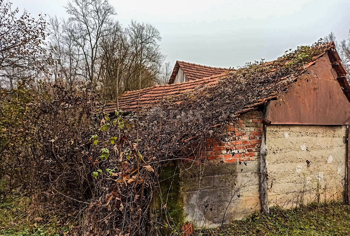 Land For sale - KARLOVAČKA TOUNJ