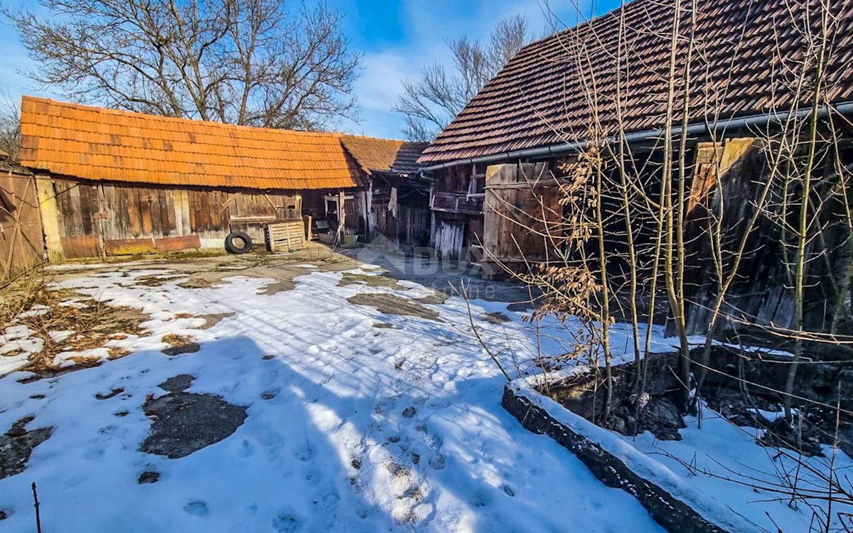 Land For sale - KARLOVAČKA TOUNJ