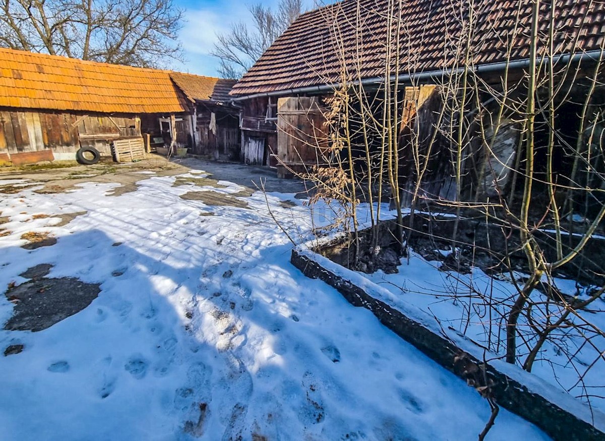 Land For sale - KARLOVAČKA TOUNJ