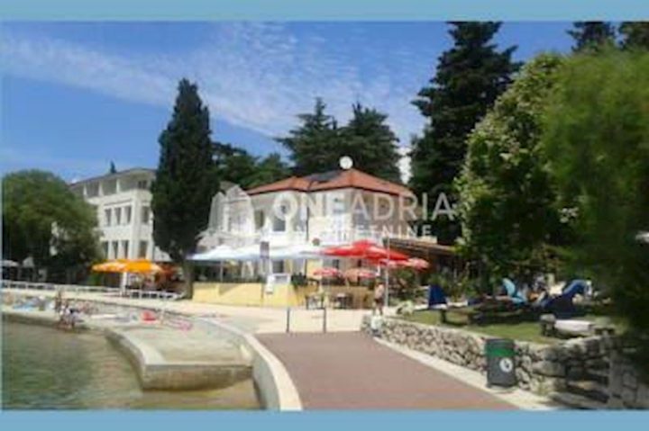 Hiša na predaj 220 m² – Omišalj