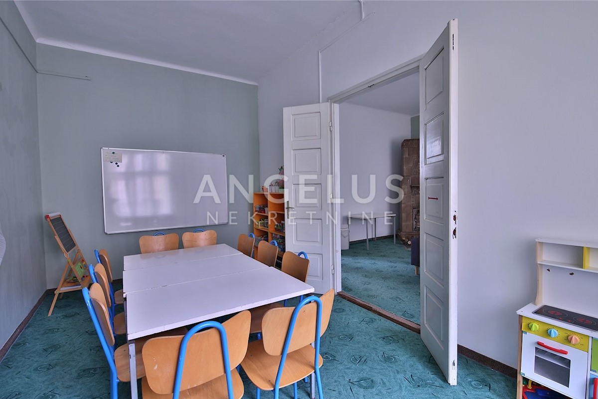 Flat For sale - KARLOVAČKA KARLOVAC