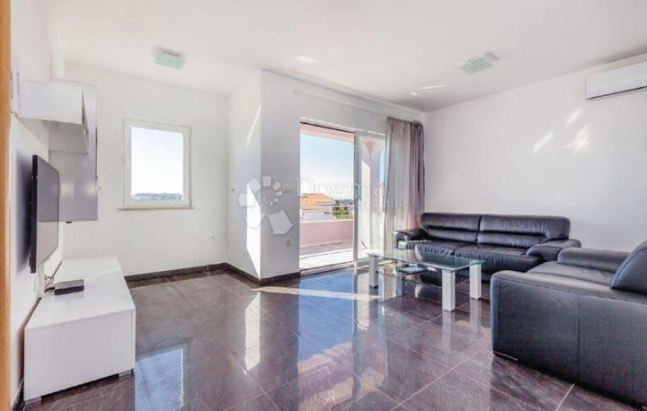 Apartmán na prodej 97 m² – Barbat Na Rabu
