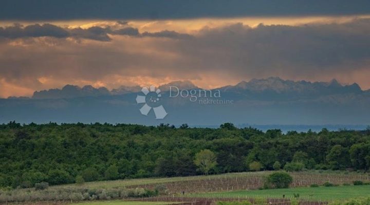 Zemljište na prodaju 1031 m² – Sveti Ivan