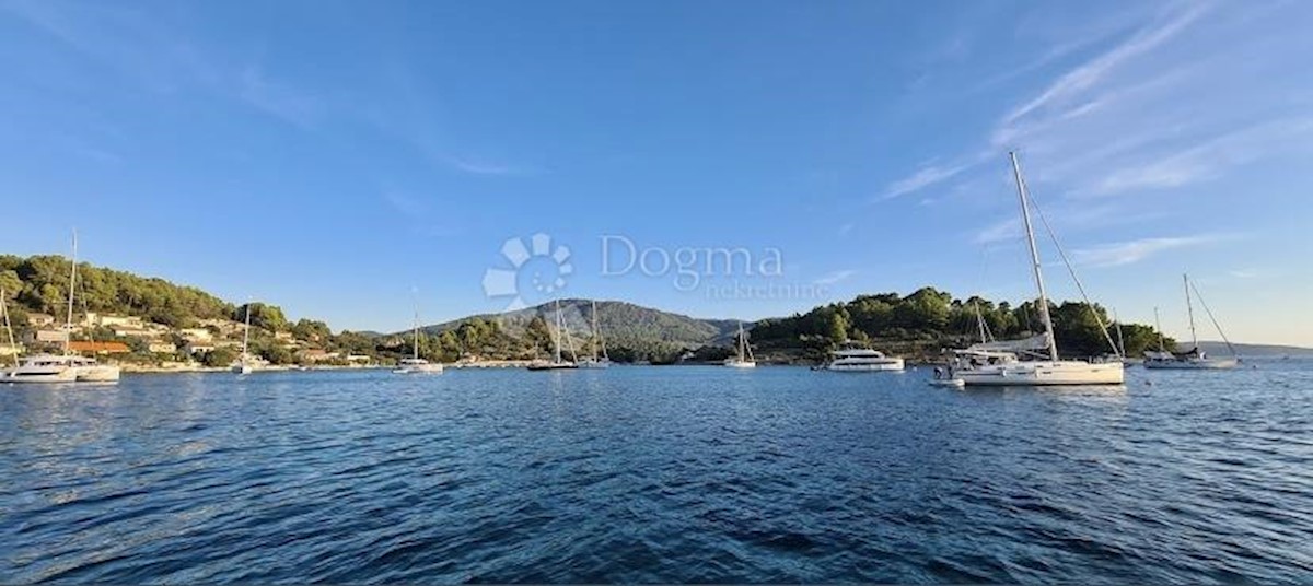 Land For sale - ISTARSKA VIŠNJAN