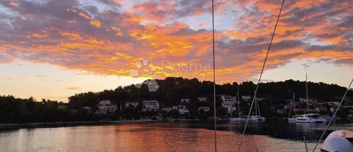 Zemljište na prodaju 773 m² – Sveti Ivan