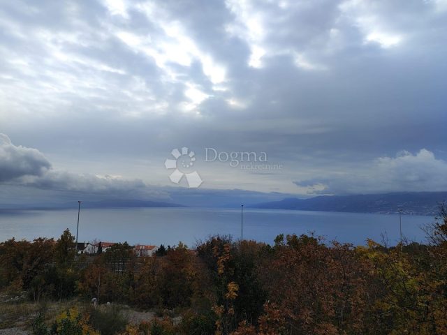 Land for sale 870 m² – Rijeka