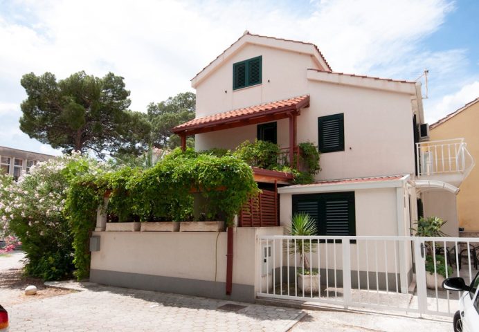 Hiša na predaj 62 m² – Omiš