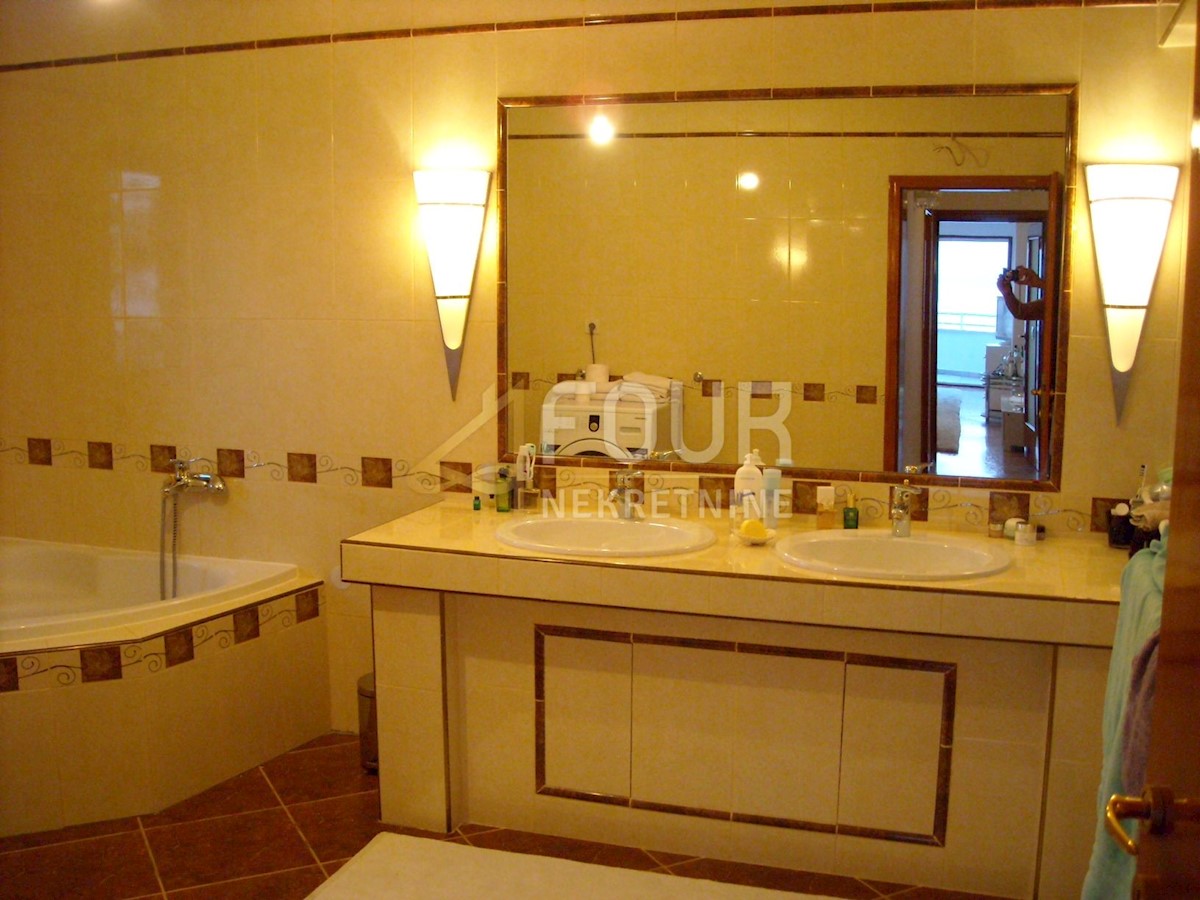 House For sale - PRIMORSKO-GORANSKA OPATIJA