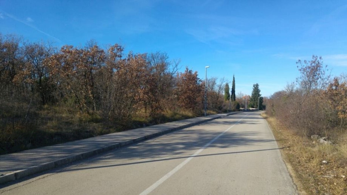 Pozemok Na predaj - ZADARSKA POLIČNIK