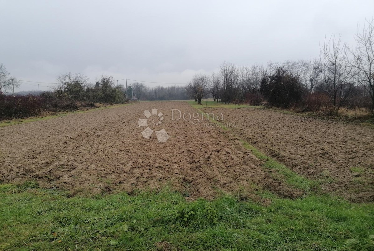 Terreno In vendita - GRAD ZAGREB ZAGREB