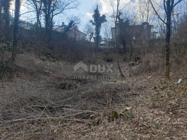 Pozemok na predaj 650 m² – Mladenići