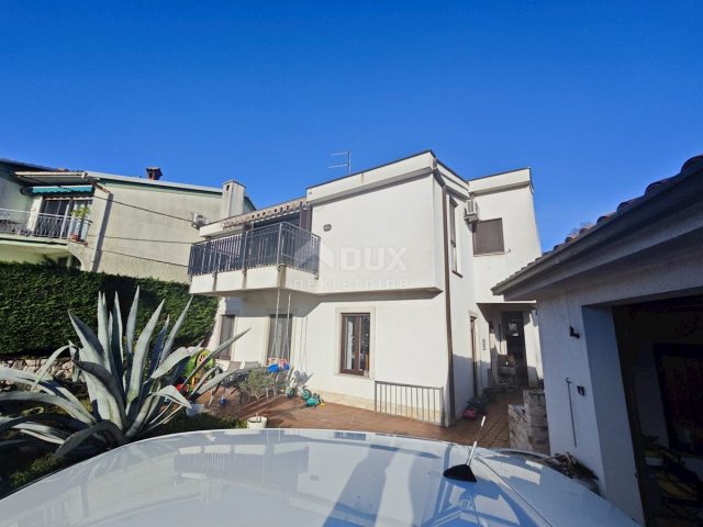 Maison à vendre 300 m² – Zamet