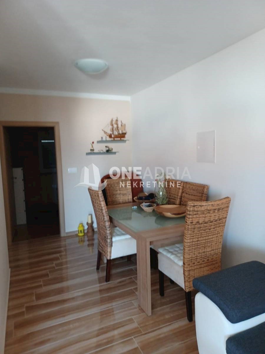 Flat For sale - PRIMORSKO-GORANSKA CRIKVENICA