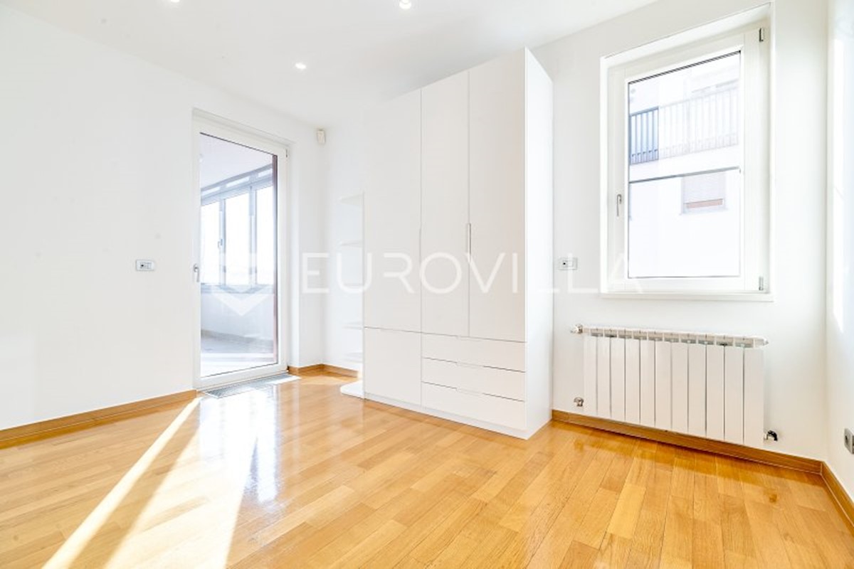 Apartmán Na predaj - GRAD ZAGREB ZAGREB