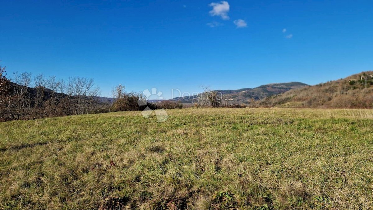 Zemljište Na prodaju - ISTARSKA BUZET