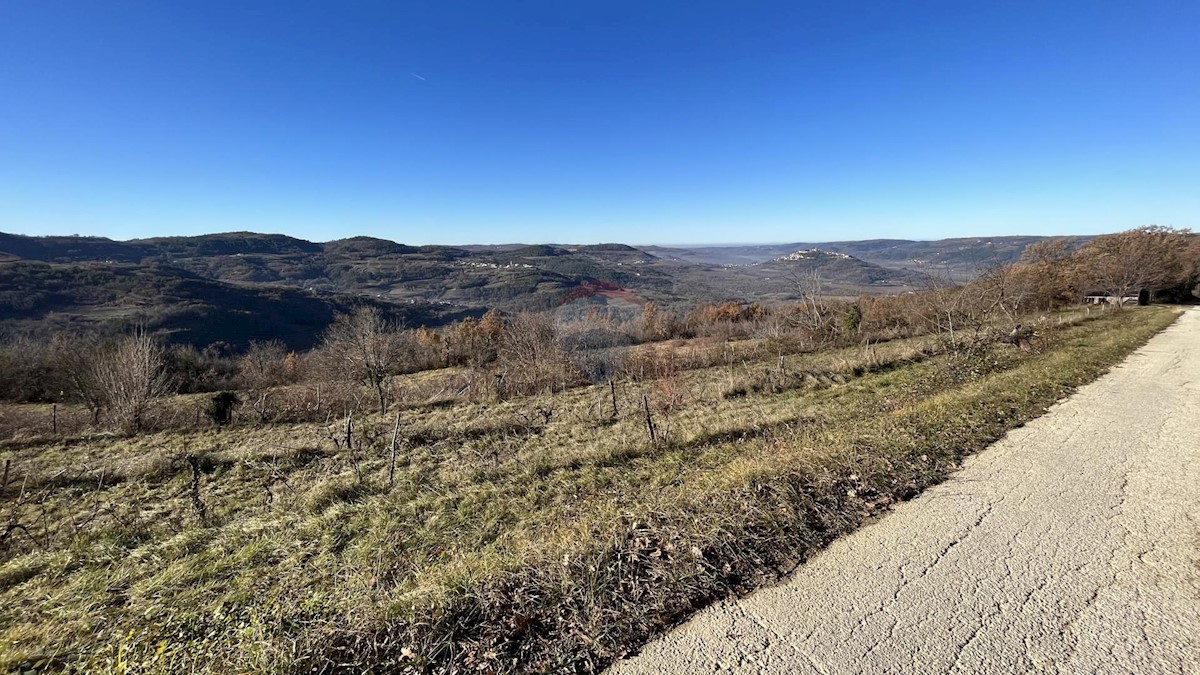 Parcela Na predaj - ISTARSKA PAZIN