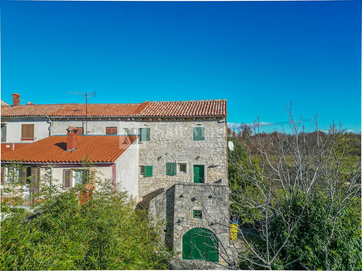 Kuća Na prodaju - Istarska Svetvinčenat - foto 2/19
