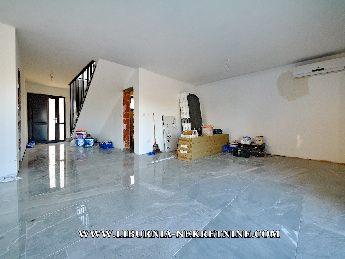 Kuća Na prodaju - PRIMORSKO-GORANSKA KRK