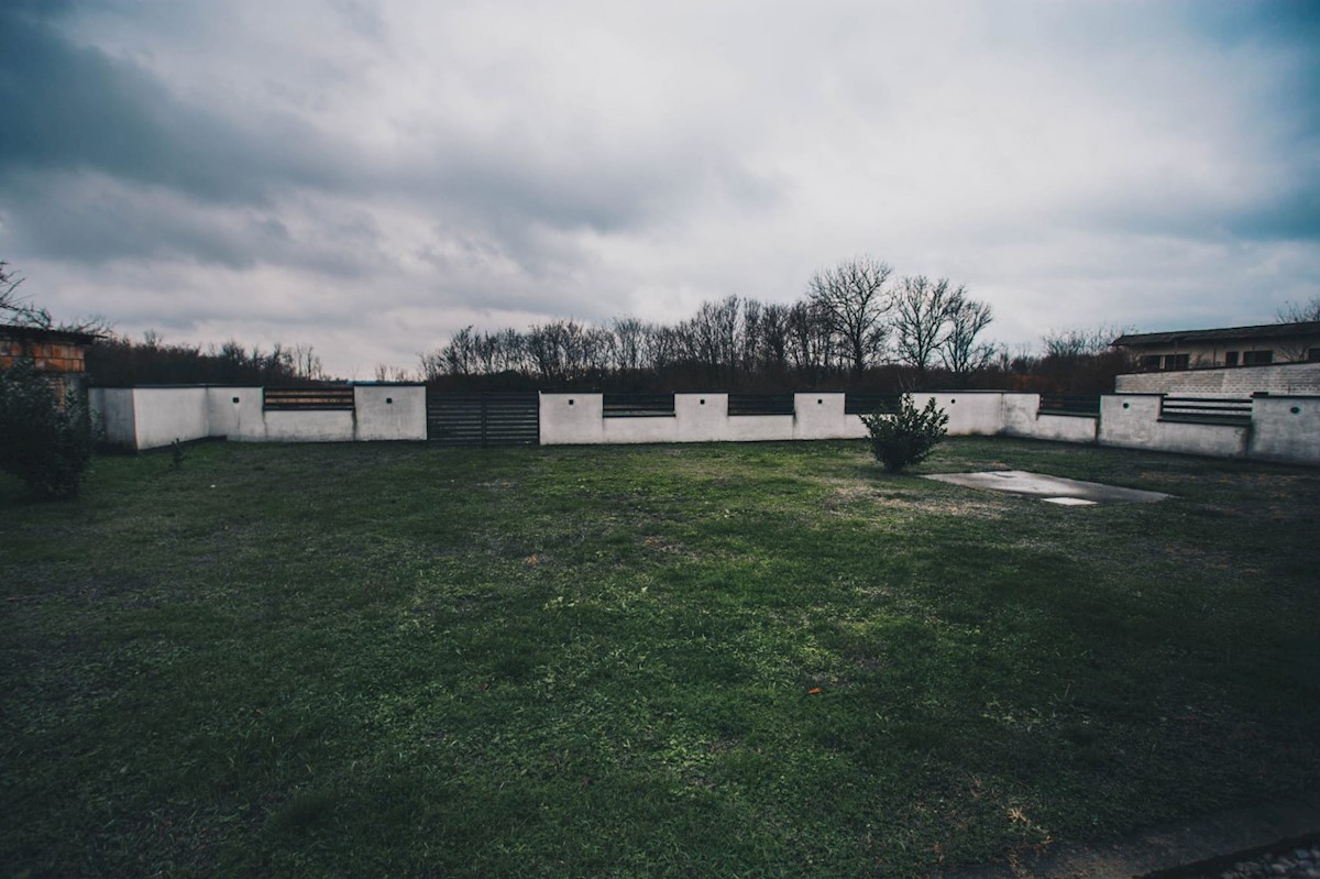 Maison À vendre - VUKOVARSKO-SRIJEMSKA VUKOVAR