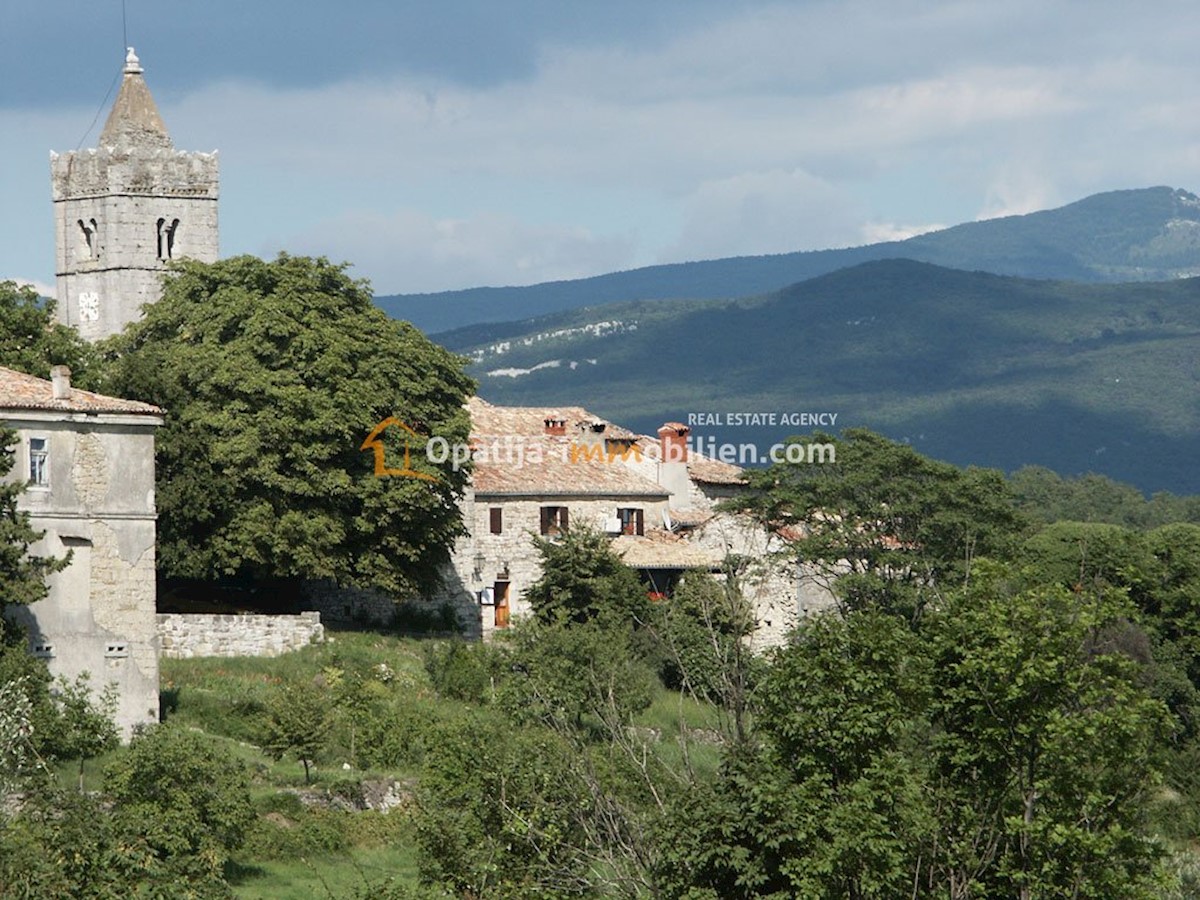 Zemljište Na prodaju - ISTARSKA BUZET