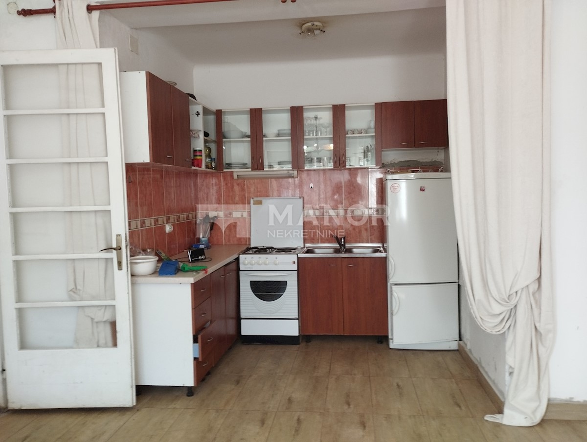 Flat For rent - PRIMORSKO-GORANSKA RIJEKA