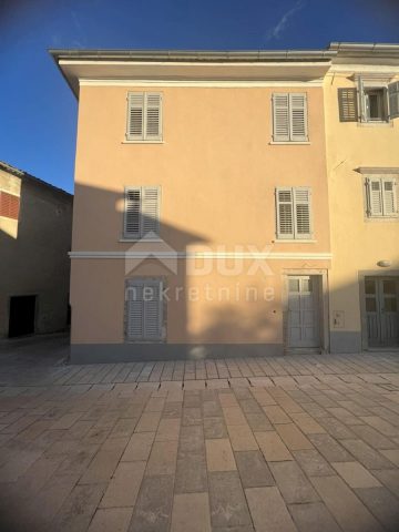 Maison à vendre – Pićan