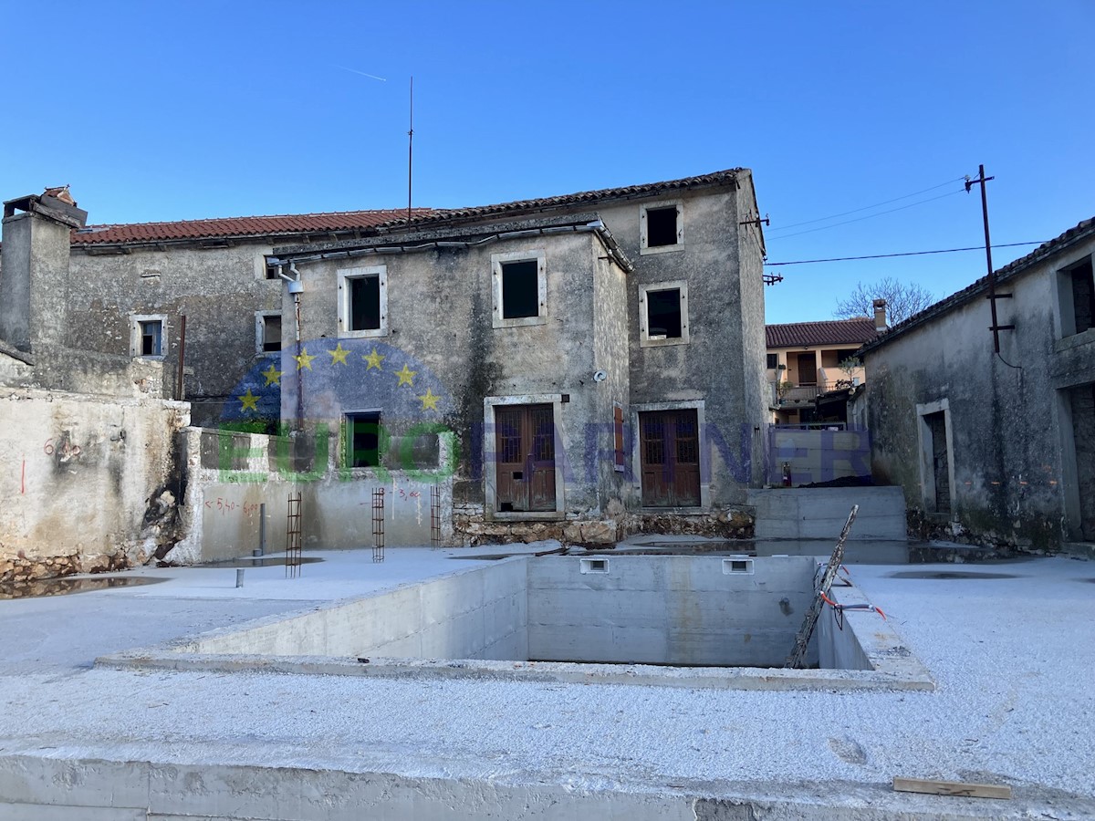 Casa In vendita - ISTARSKA ŽMINJ