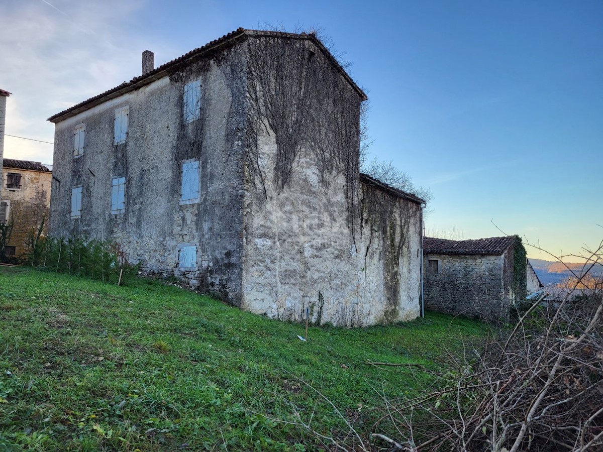 Kuća Na prodaju - ISTARSKA MOTOVUN