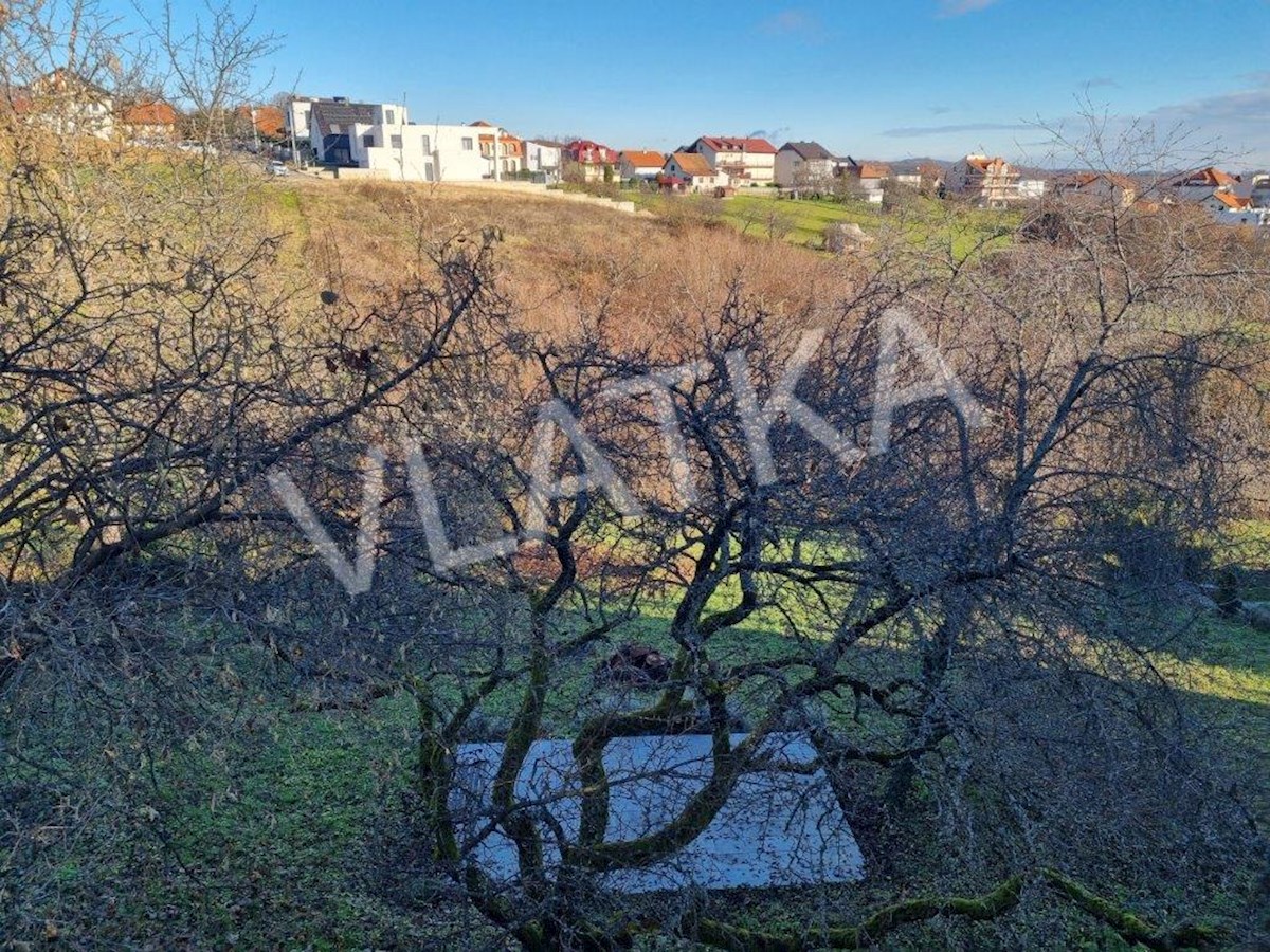 Hiša Na predaj - GRAD ZAGREB ZAGREB