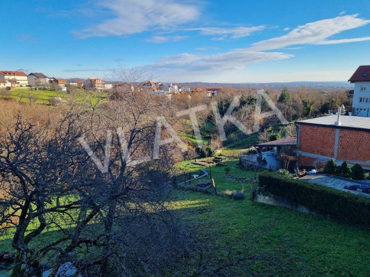 Hiša Na predaj - GRAD ZAGREB ZAGREB