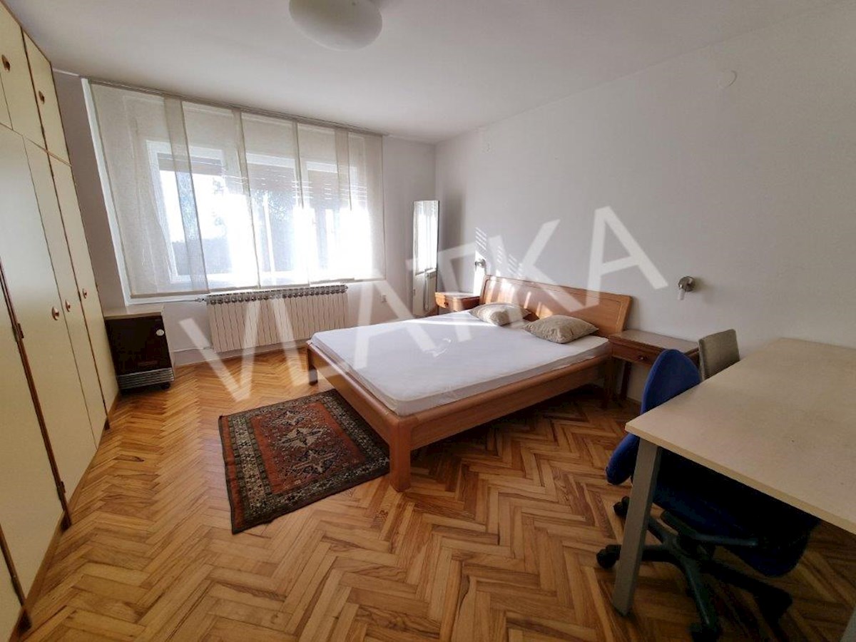 Hiša Na predaj - GRAD ZAGREB ZAGREB