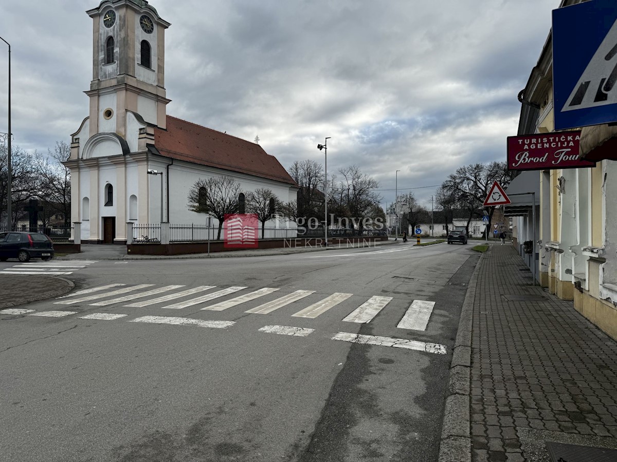 Locaux commerciaux À vendre -  